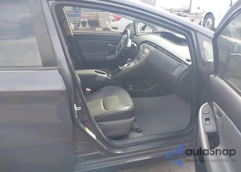 2013 Toyota Prius Four z USA, uszkodzony, nr VIN JTDKN3DU5D1622716